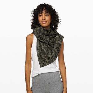 LULULEMON scarf turns into a wrap, cardigan, customizable infinity scarf